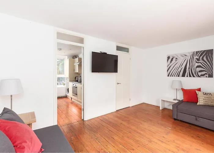 White City Apartment
