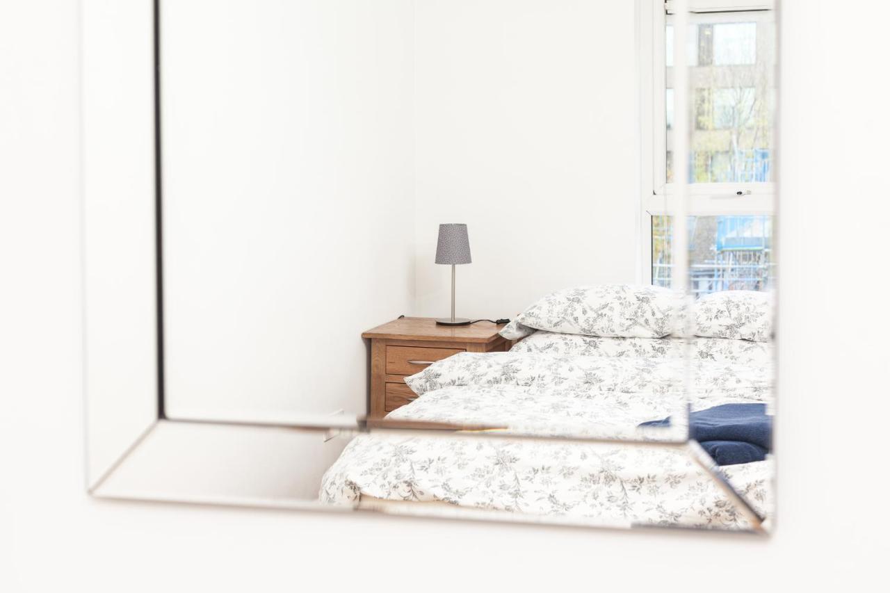 White City Apartment Апартаменты Лондон